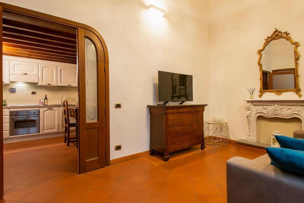 Demedici Apt W/ 2Br 1' Walk Uffizi & Ponte Vecchio Apartamento Florencia Exterior foto